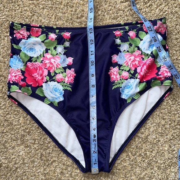 Women’s floral bikini size XXL - Picture 13 of 14